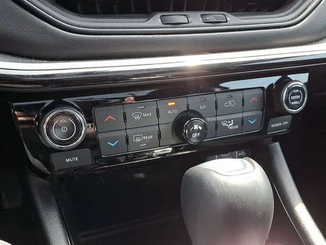 Certified Used 2024 Black Jeep Limited image 17