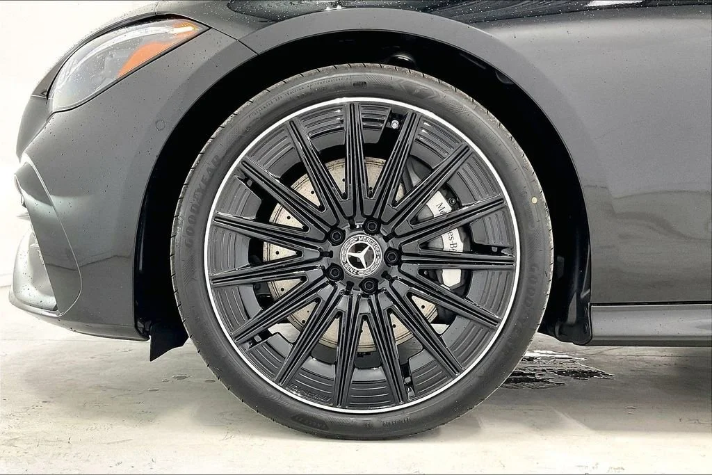New 2026 Black Mercedes-Benz CLE 450 image 24