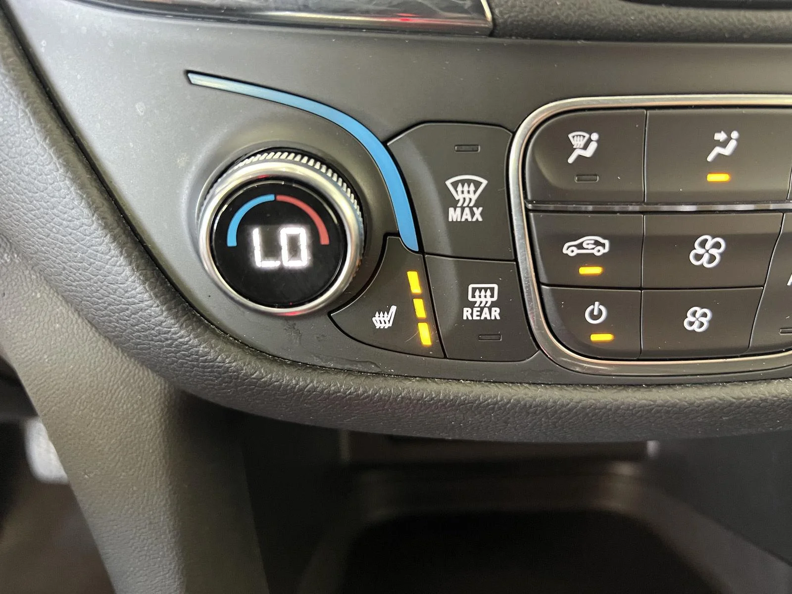 Used 2022 Summit White Chevrolet LT image 16