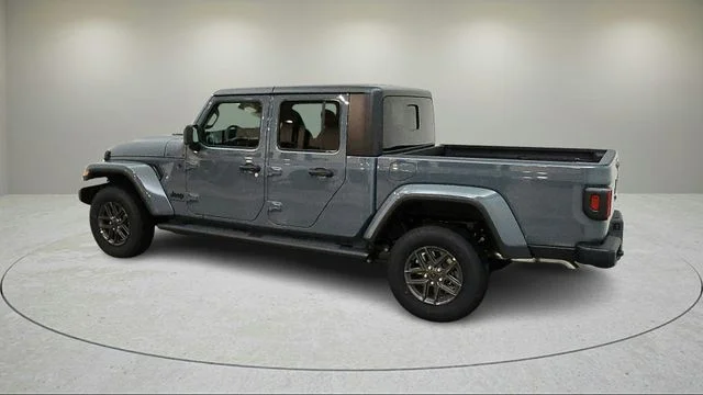 New 2026 Anvil Clear-Coat Exterior Paint Jeep Sport S image 6