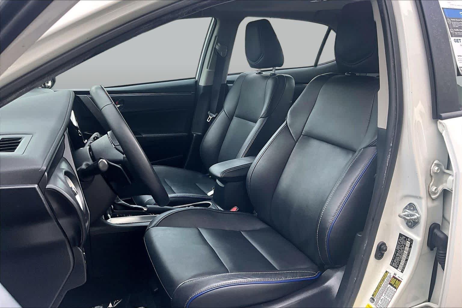 Used 2017 Super White Toyota XSE image 7