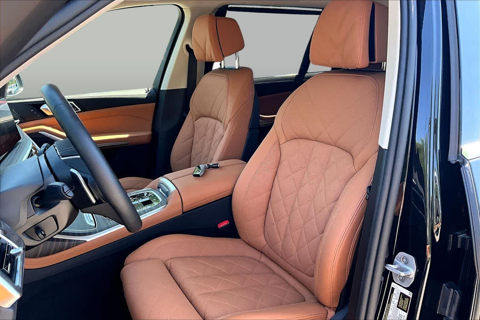 2025 BMW X7 40i - Photo 7