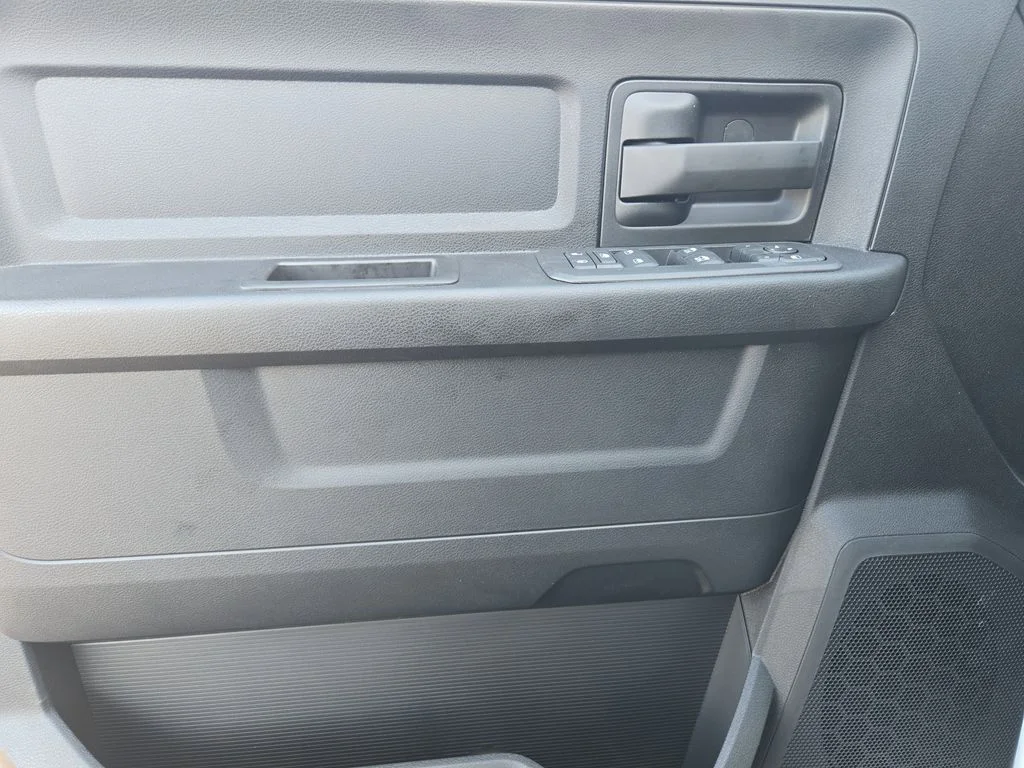 2026 RAM 3500 Chassis Tradesman - Photo 27