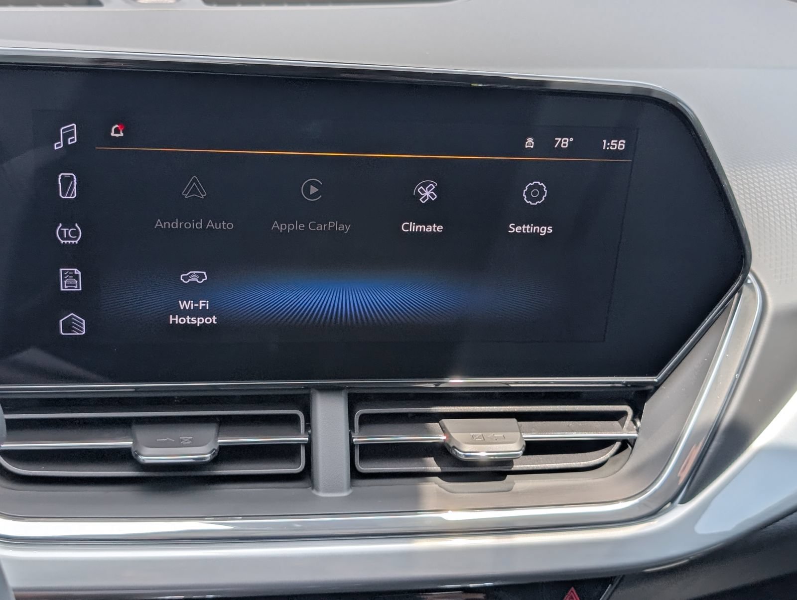 2026 Chevrolet Trax LT - Photo 14