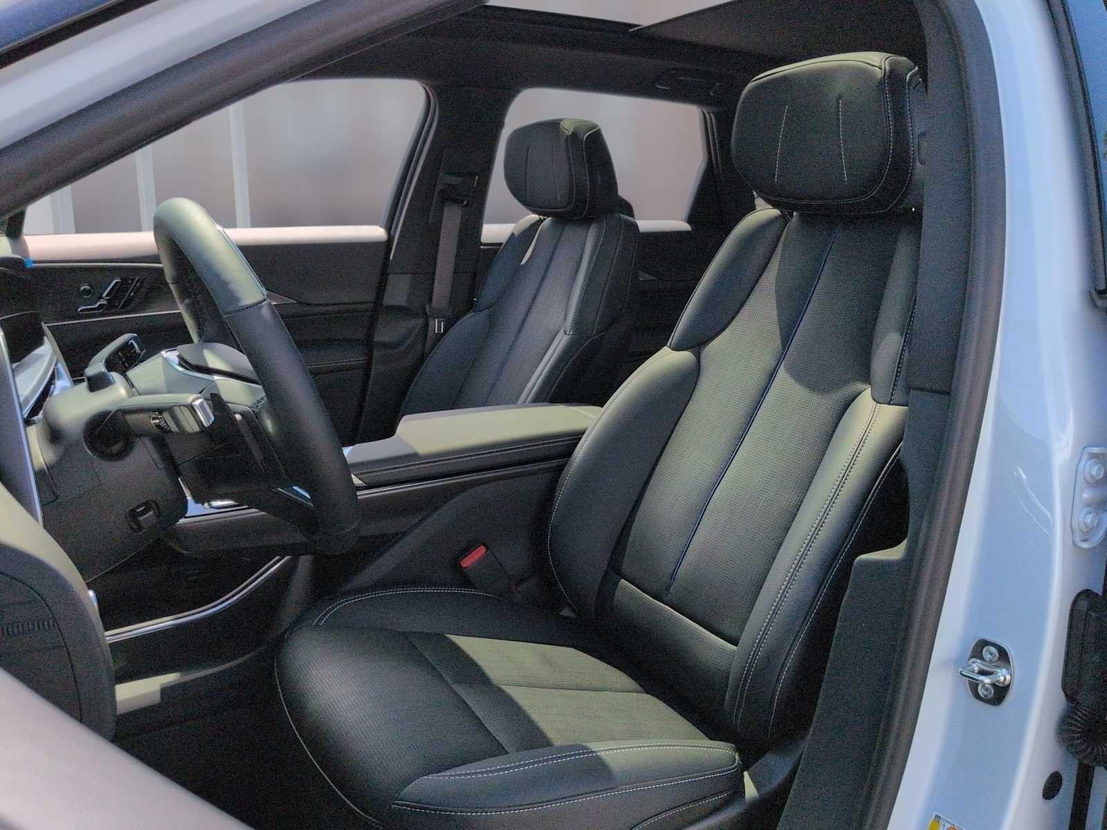 2026 Cadillac LYRIQ Sport - Photo 24