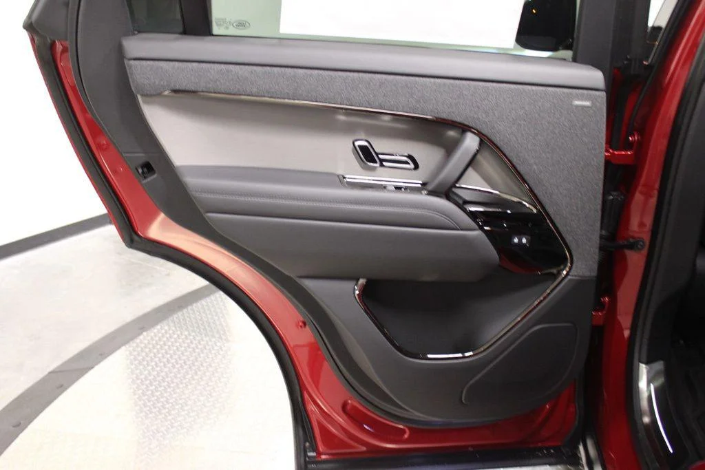 New 2026 Firenze Red Land Rover Dynamic SE image 40