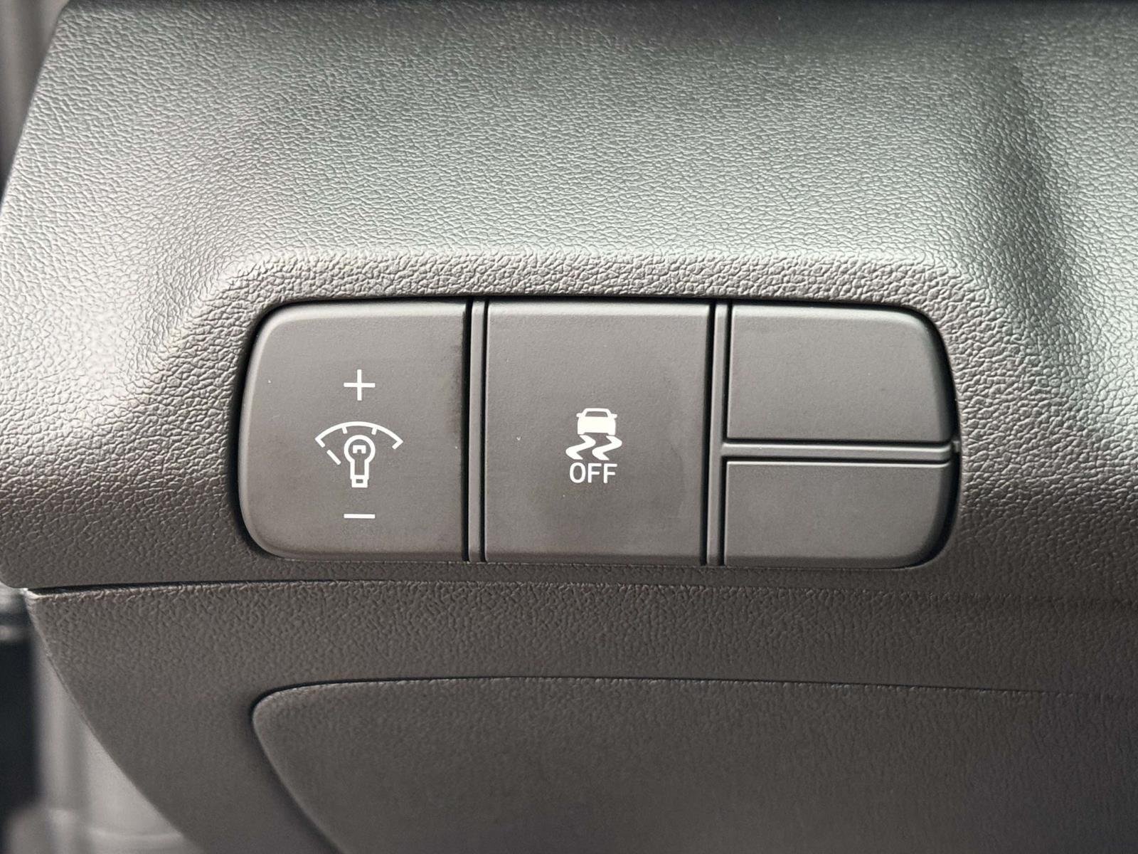 Used 2025 Abyss Black Hyundai  image 22