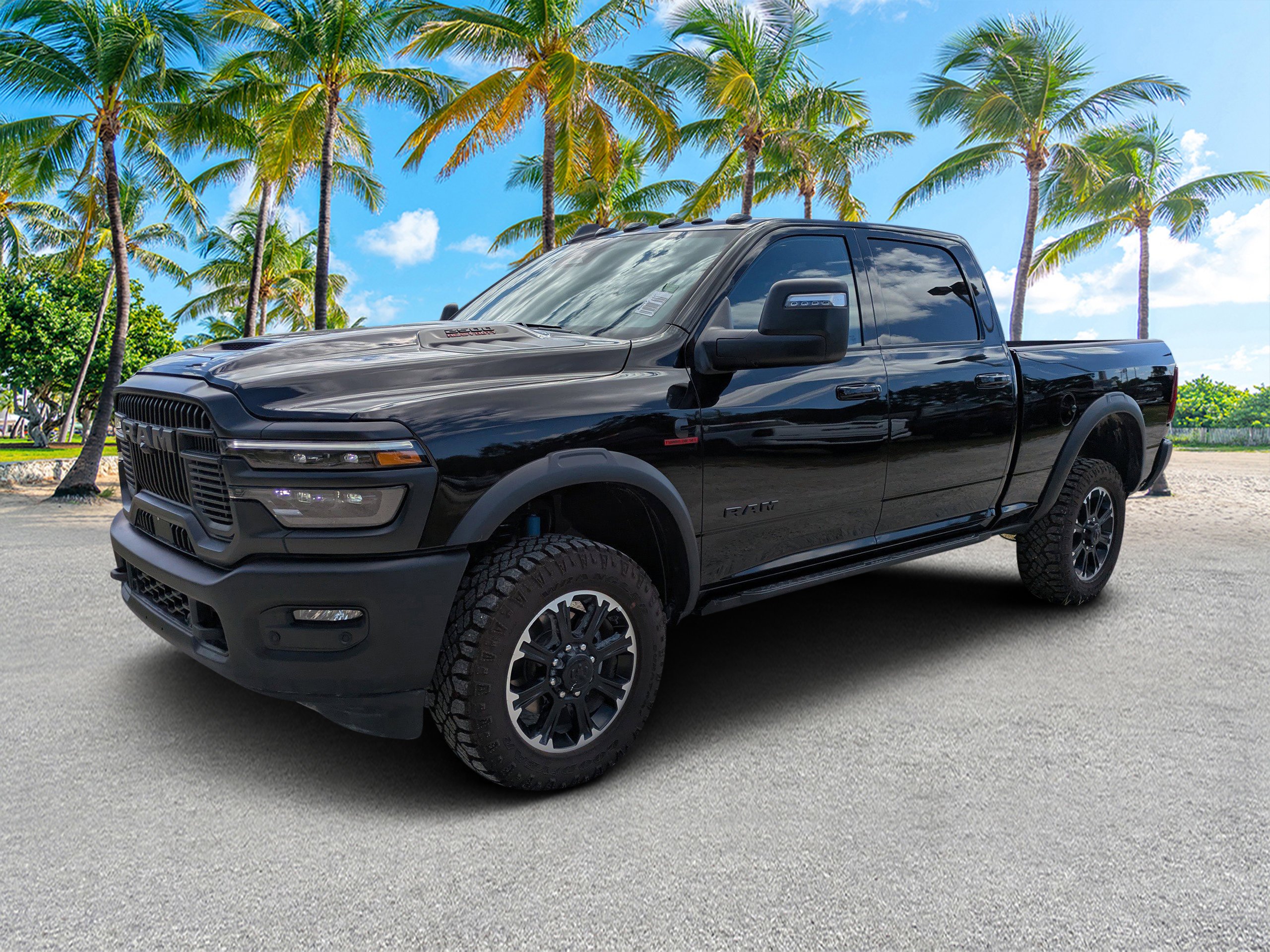 New 2025 Diamond Black Crystal Pearl-Coat Exterior Paint RAM Rebel image 6