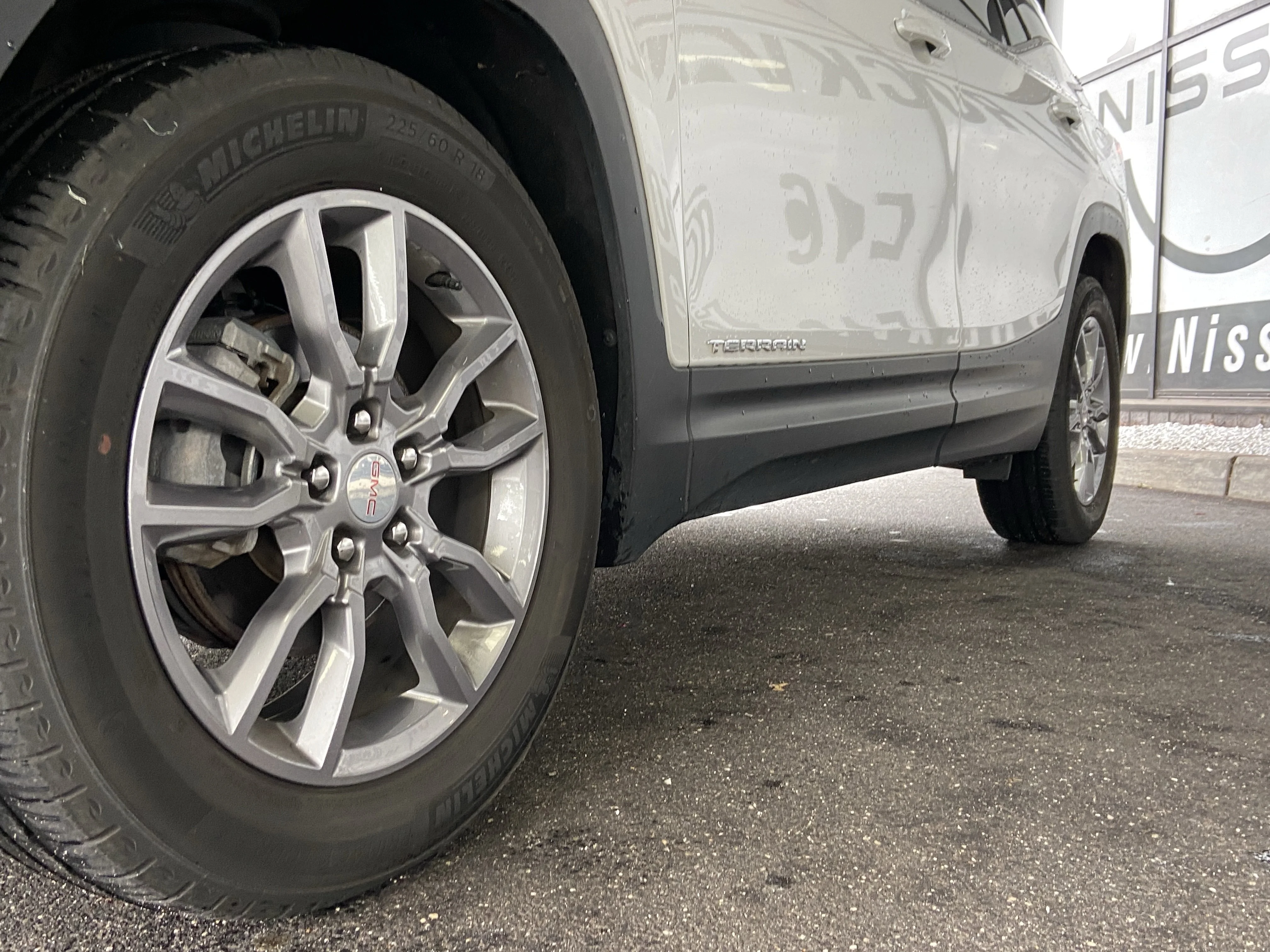 2022 GMC Terrain SLT - Photo 9