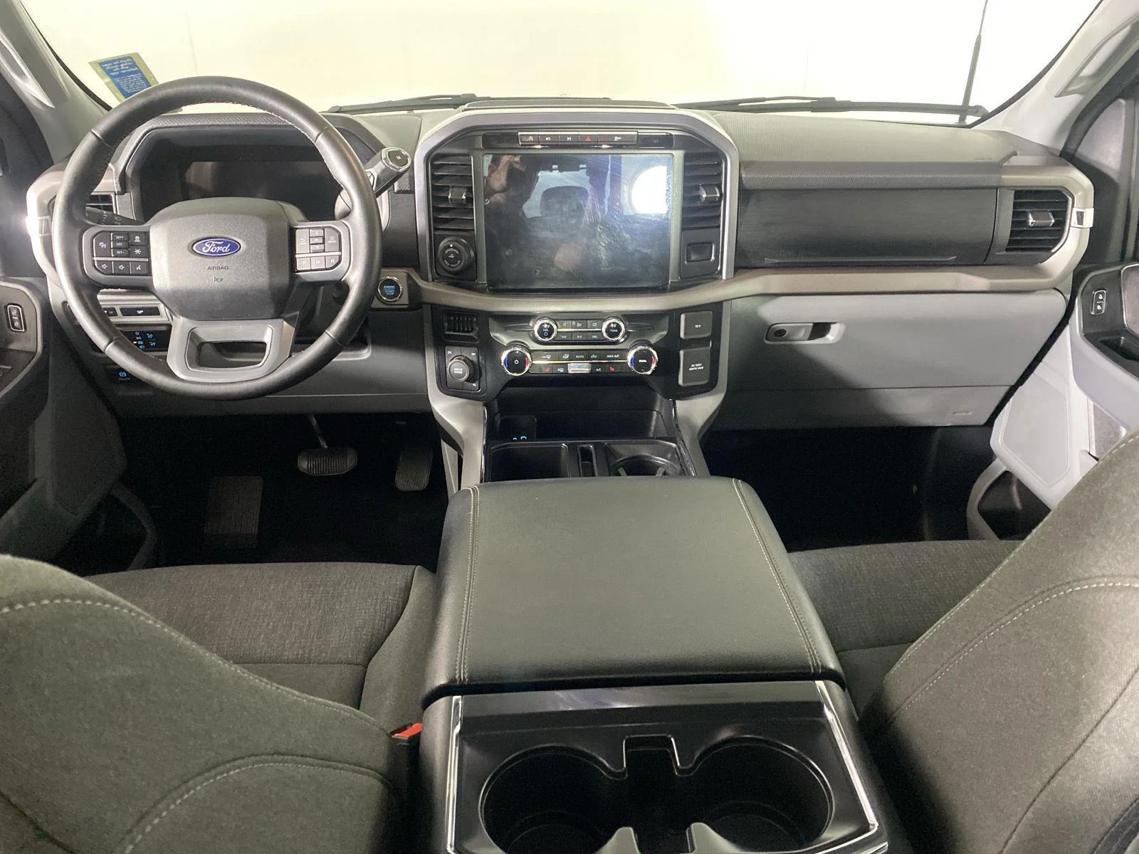 Used 2024 Carbonized Gray Ford XLT image 26