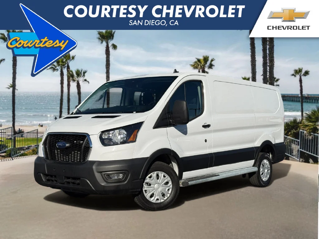 Used 2025 White Ford T250 image 1