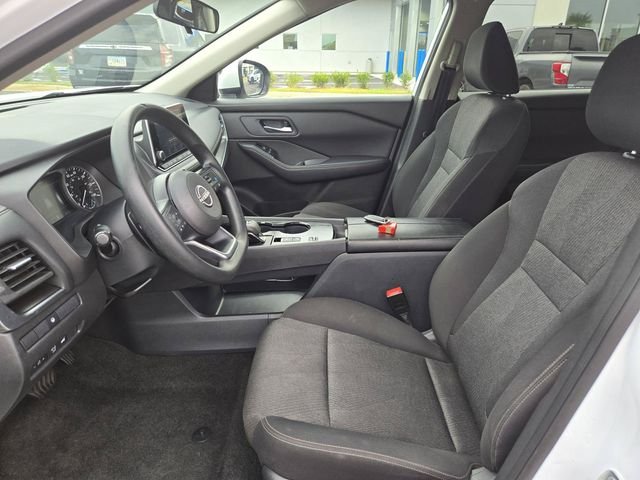 Used 2024 White Nissan SV image 18