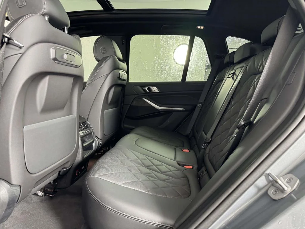 Certified Used 2024 Gray BMW xDrive40i image 32