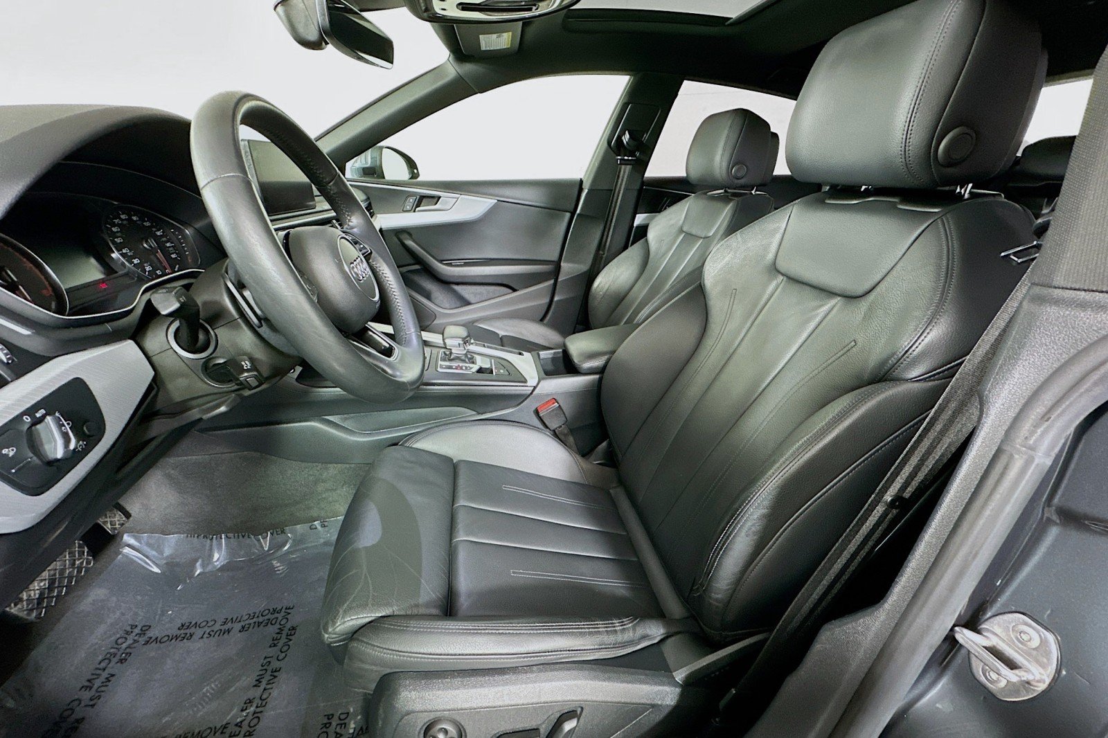 Used 2019 Manhattan Gray Metallic Audi Premium image 18