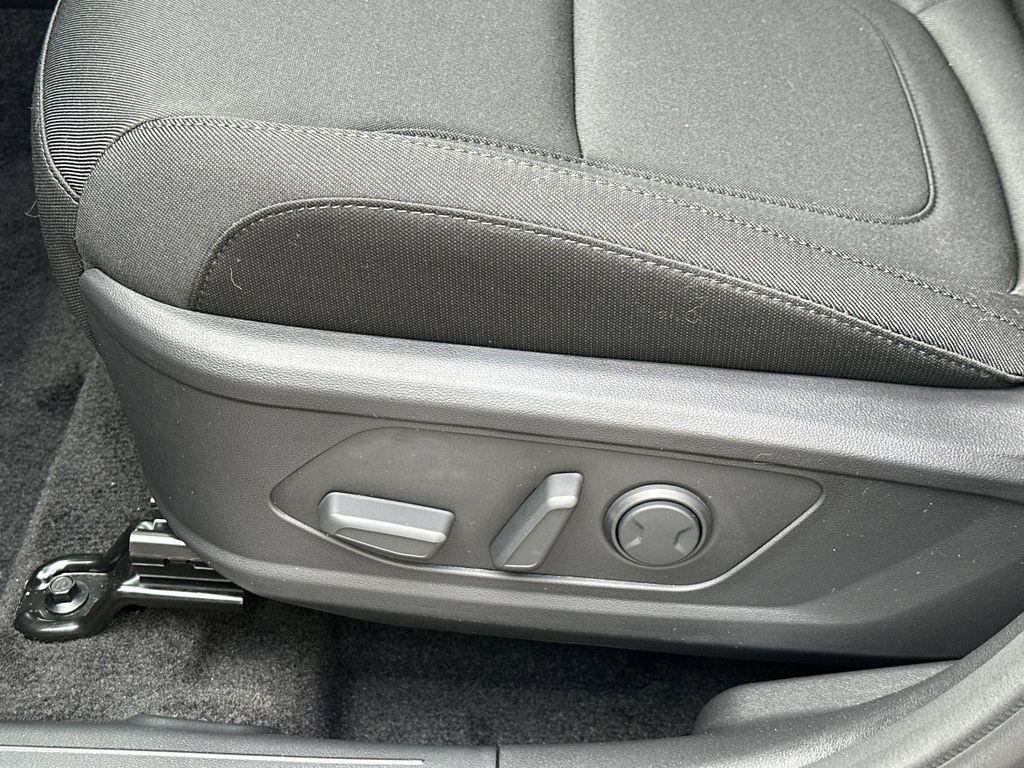 New 2026 Ecotronic Gray Hyundai SEL FWD image 10