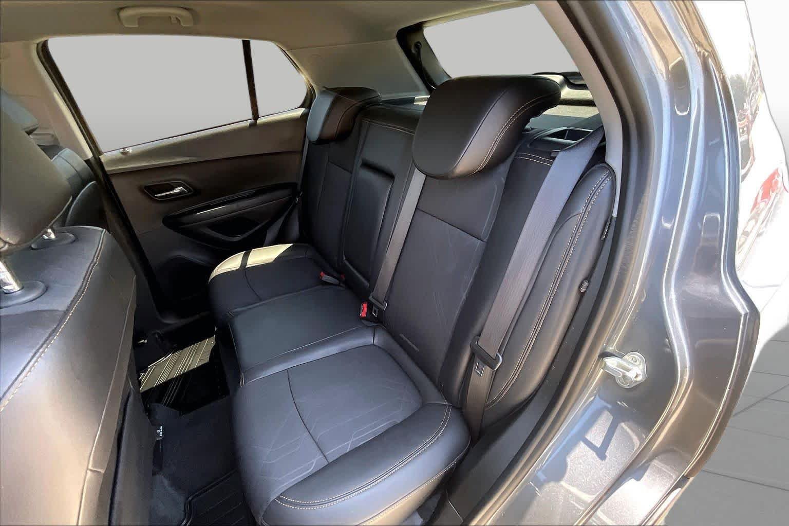 Used 2020 Satin Steel Metallic Chevrolet LT image 20