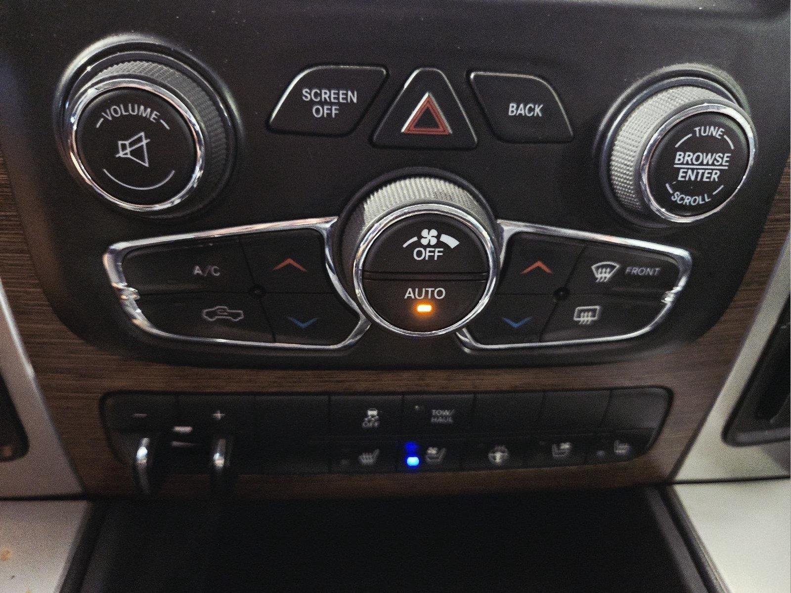 Used 2016 Bright White Clearcoat Ram Laramie image 33