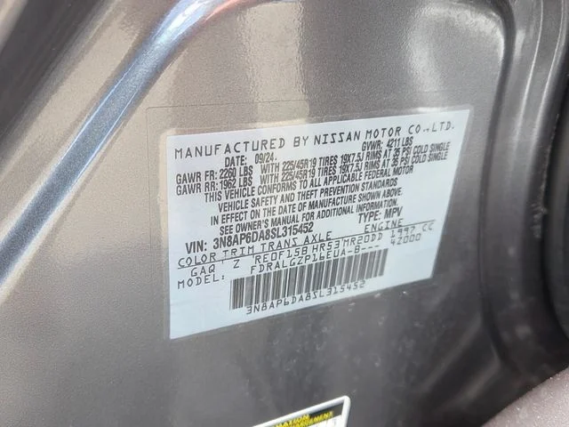 Used 2025 Gray Nissan SR image 19