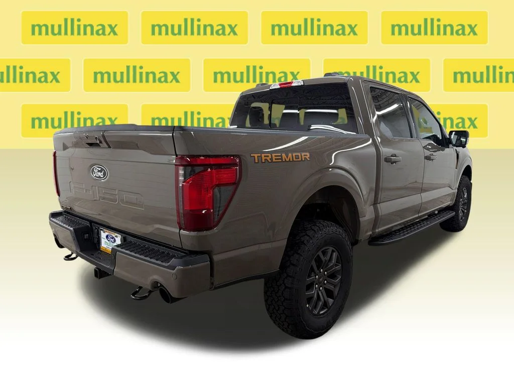 New 2026 Gray Ford Tremor image 3
