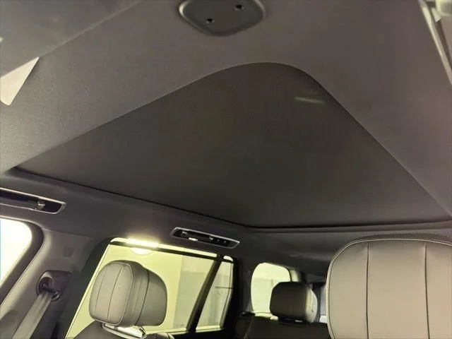 Used 2026 Black Land Rover SE image 23