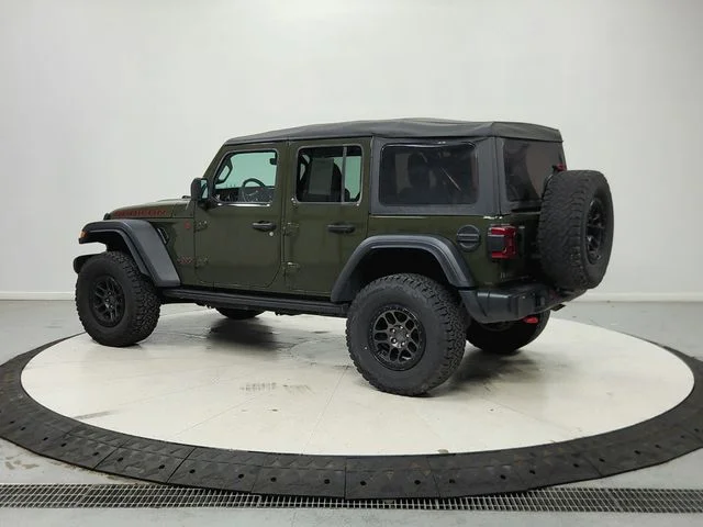 Used 2022 Green Jeep Unlimited Rubicon image 6