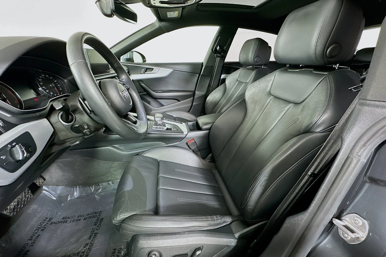 Used 2019 Manhattan Gray Metallic Audi Premium image 18
