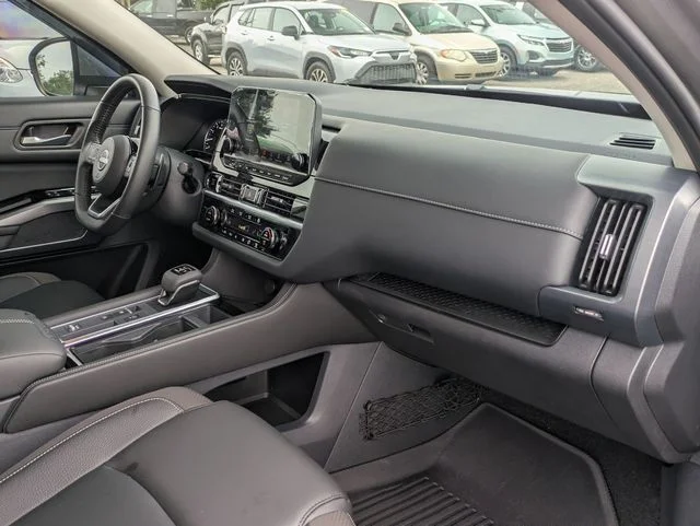 Used 2025 Gray Nissan SL image 25