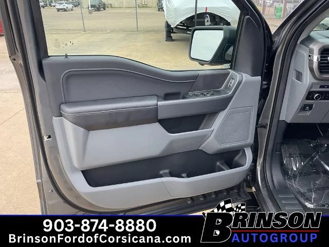 New 2026 Carbonized Gray Metallic Ford XLT image 30