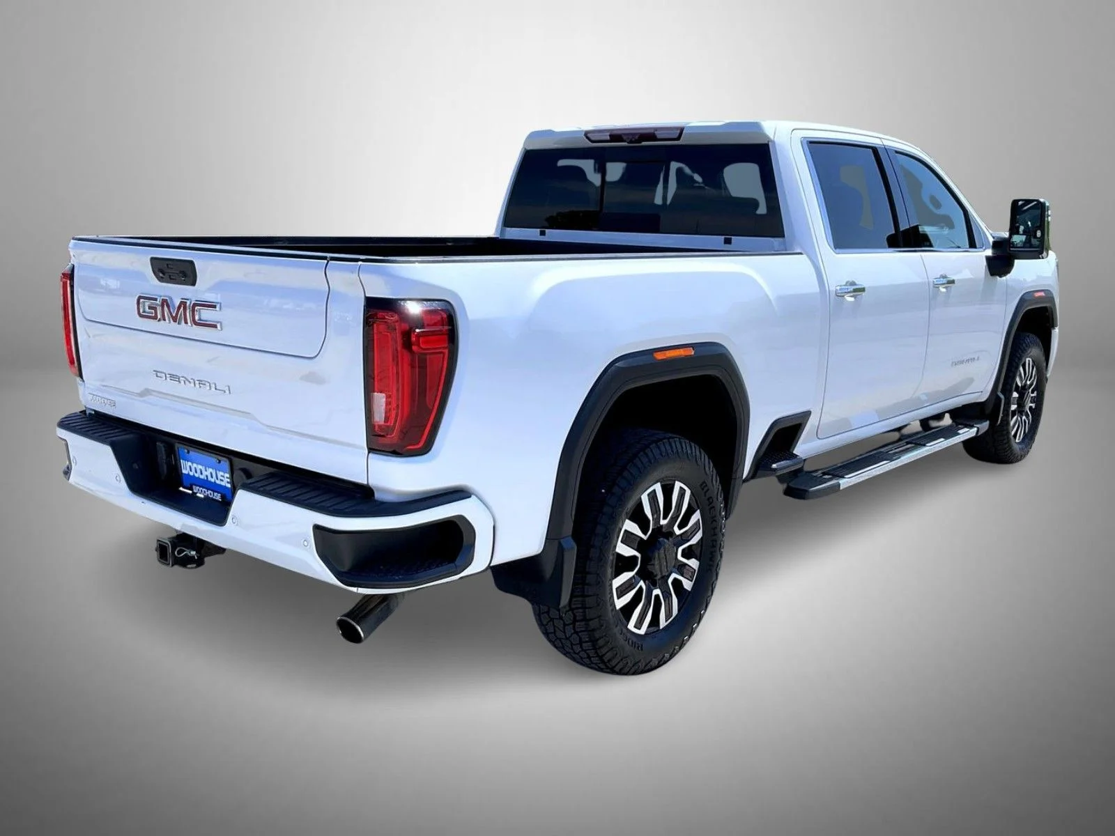 Used 2020 White GMC Denali image 5