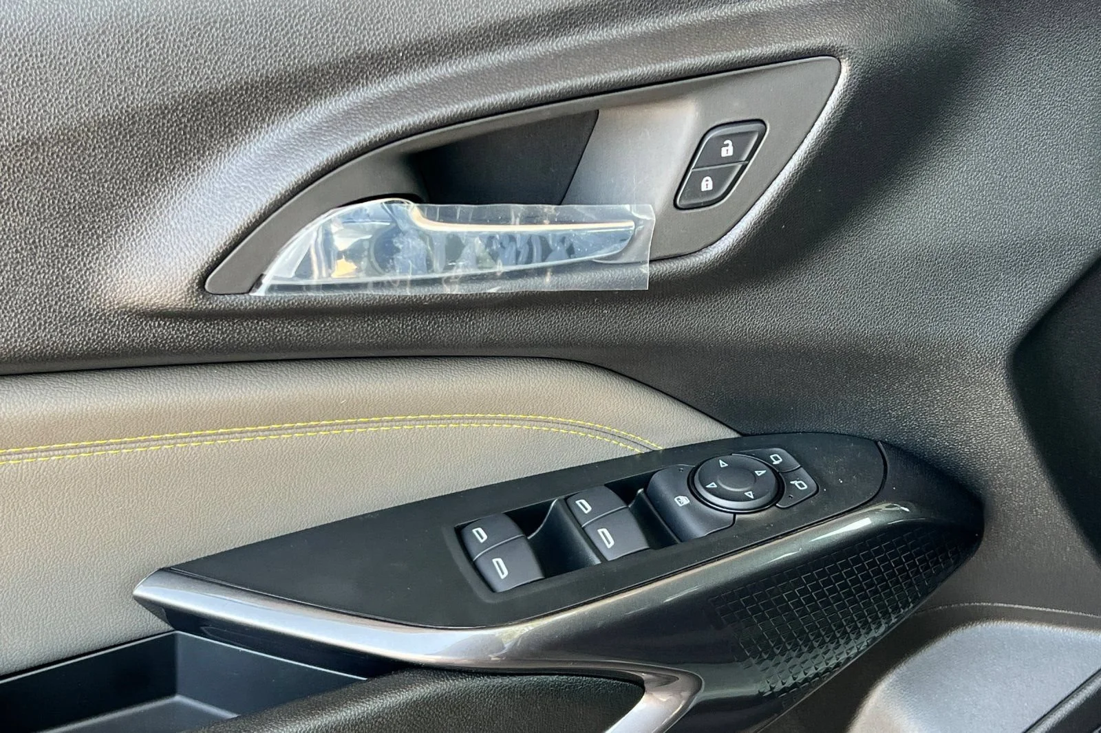 New 2026 Cacti Green Chevrolet ACTIV image 11