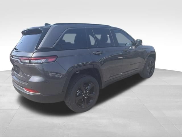 New 2026 Baltic Gray Metallic Clearcoat Jeep Limited image 7