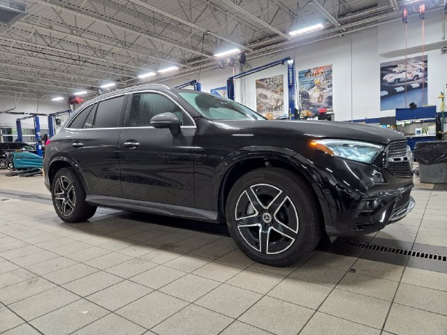 Used 2026 Black Mercedes-Benz GLC 300 image 1