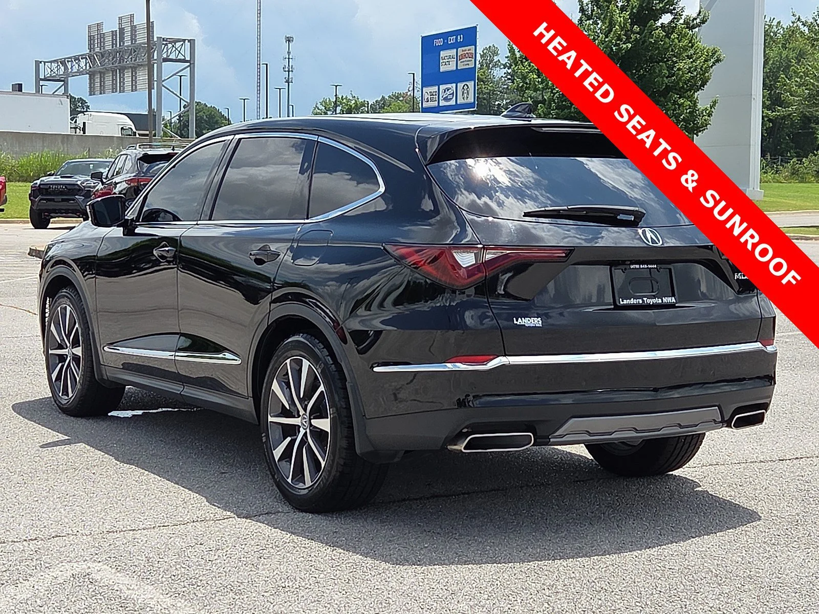 Used 2025 Majestic Black Pearl Acura w/Technology Package image 4