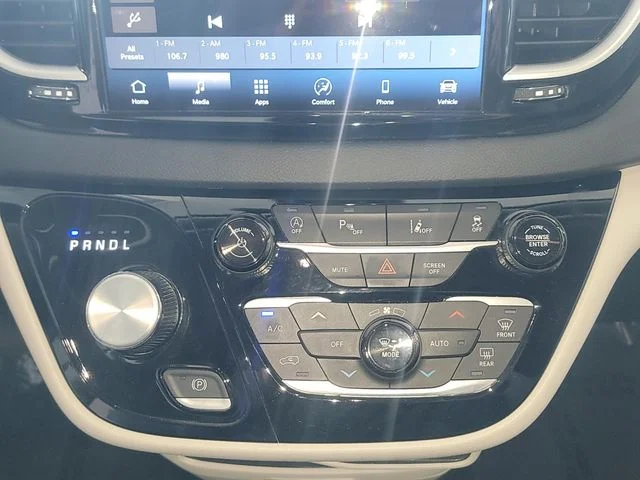 Certified Used 2024 Blue Chrysler Touring L image 19