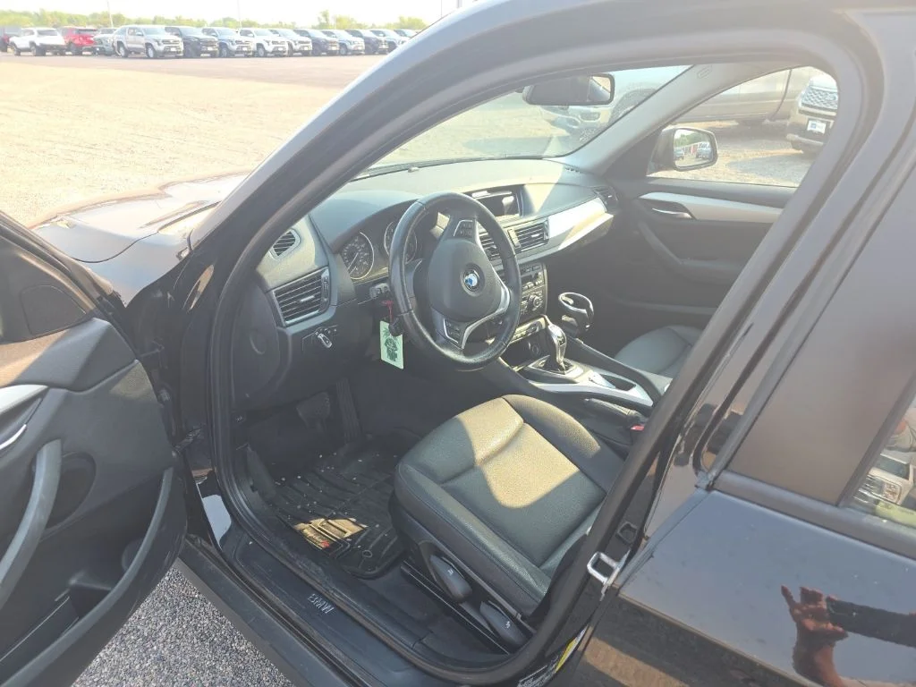 Used 2015 Jet Black BMW xDrive28i image 21