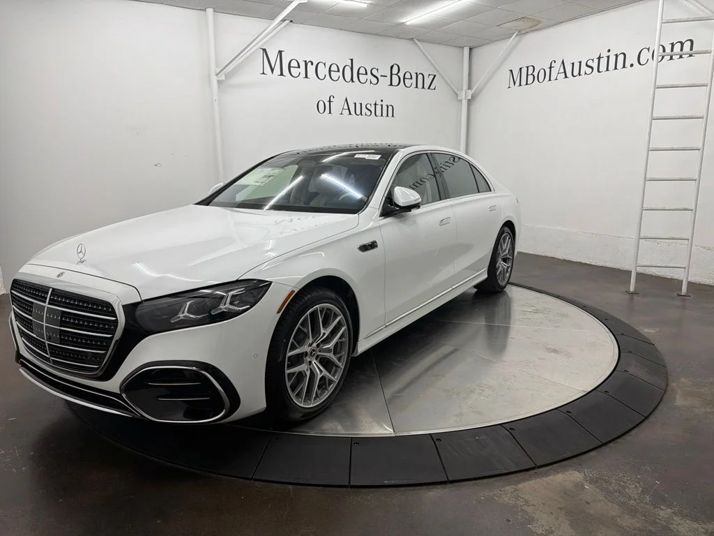 New 2027 White Mercedes-Benz S 580 image 4