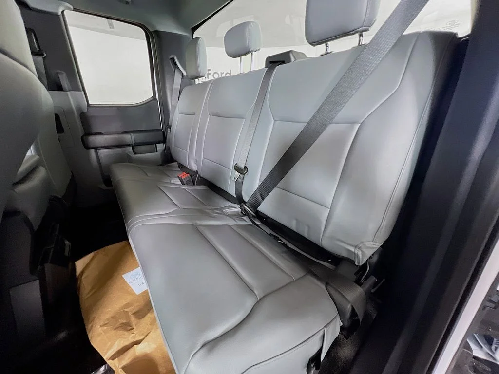 New 2026 Oxford White Ford XL image 23