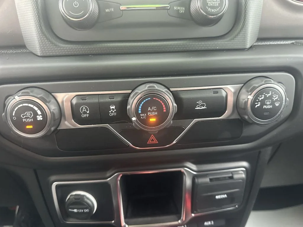 Used 2021 White Jeep Unlimited Willys image 25