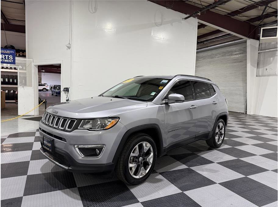 2020 Jeep Compass Limited photo 2