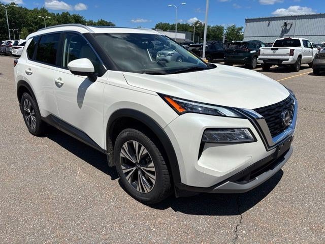 Used 2023 Pearl White Tricoat Nissan SV image 1