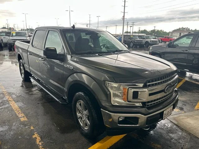 Used 2019 Magnetic Ford XLT image 5