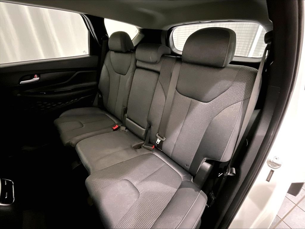Used 2023 White Hyundai SEL image 15