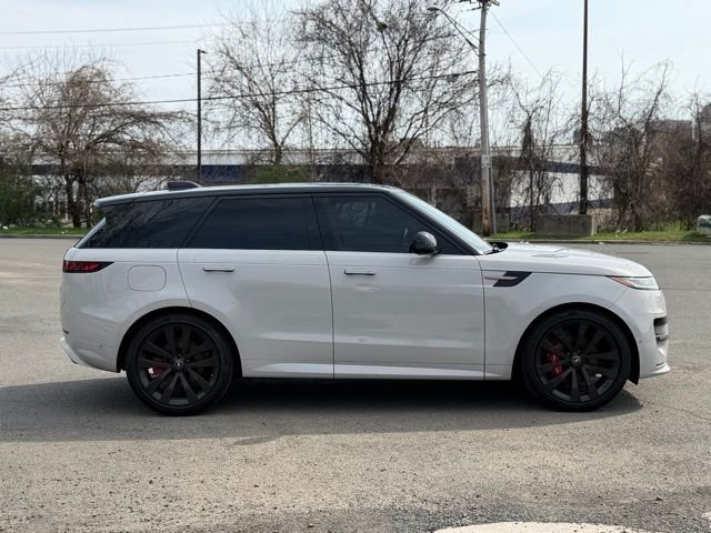 Used 2025 Gray Land Rover Dynamic SE image 6