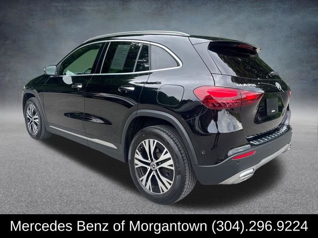 Certified Used 2025 Black Mercedes-Benz GLA 250 image 3