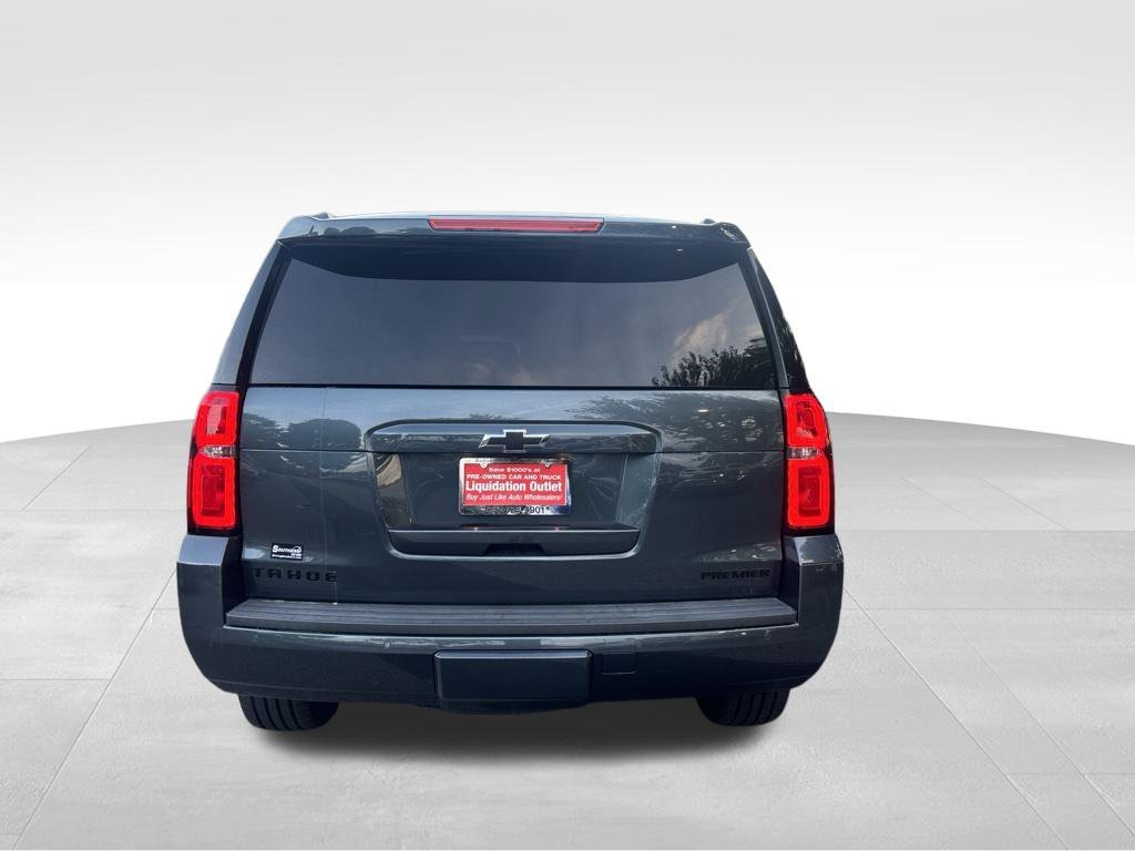 Used 2019 Gray Chevrolet Premier image 4