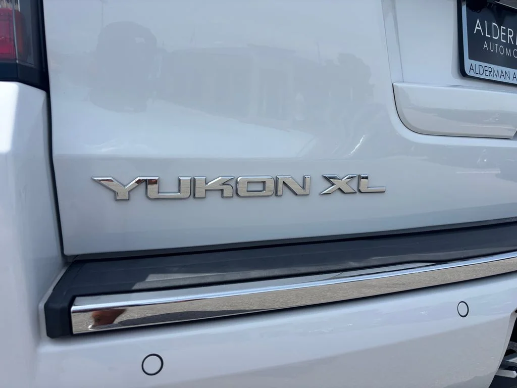 Used 2020 White GMC Denali image 55