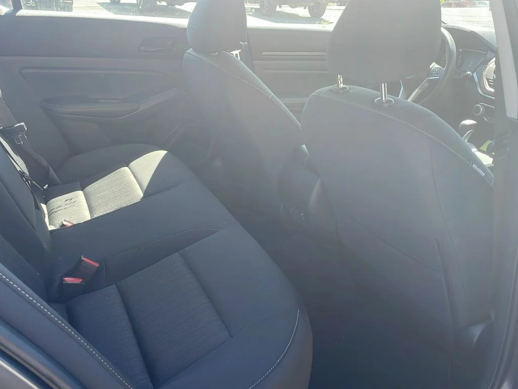 2025 Nissan Altima SV - Photo 21