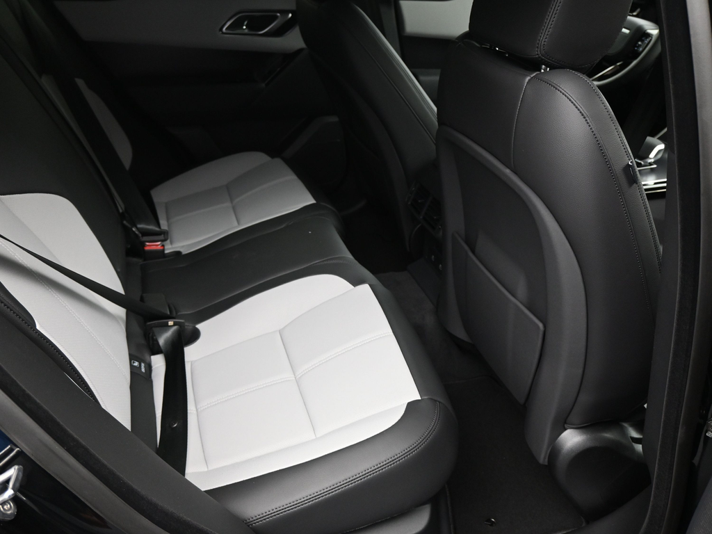 Certified Used 2026 Black Land Rover Dynamic SE image 9