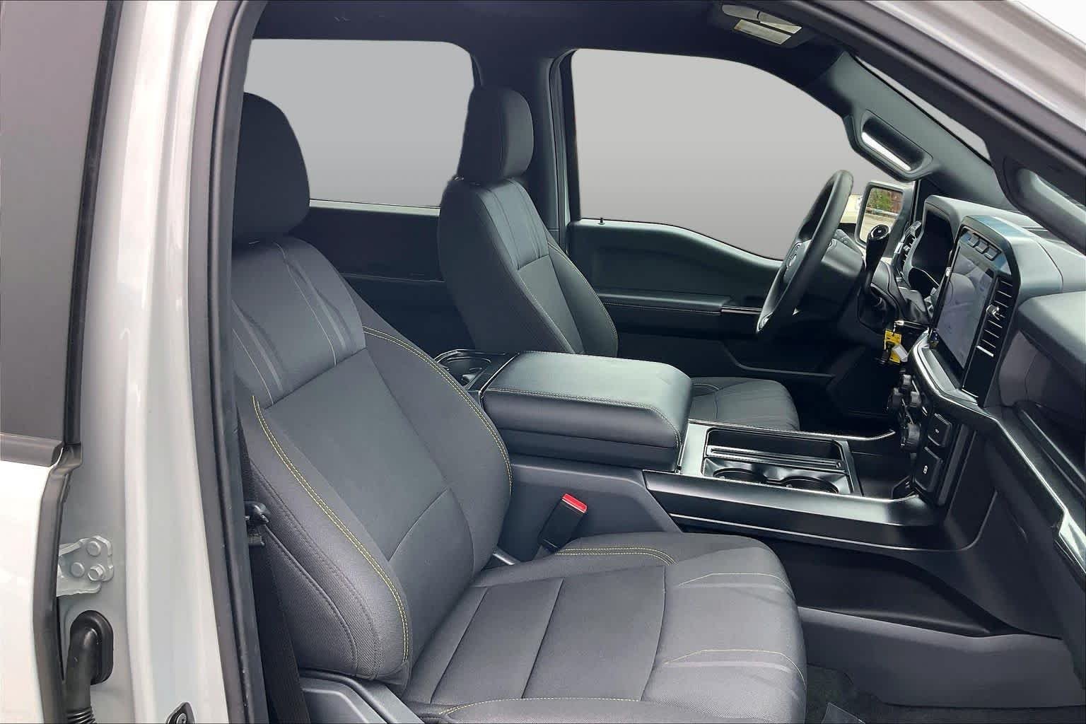 Used 2024 Avalanche Ford STX image 8