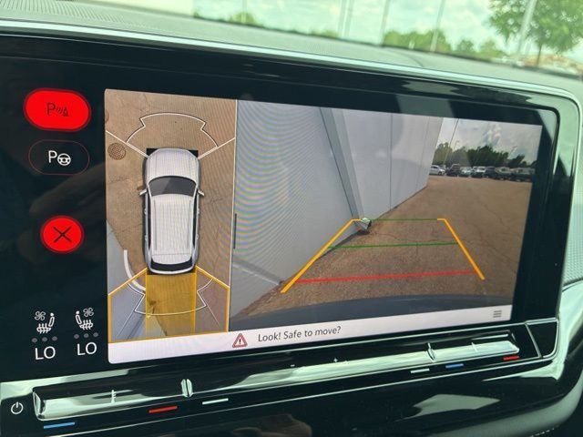 New 2026 Pure Gray Volkswagen 2.0T SEL Premium R-Line image 28